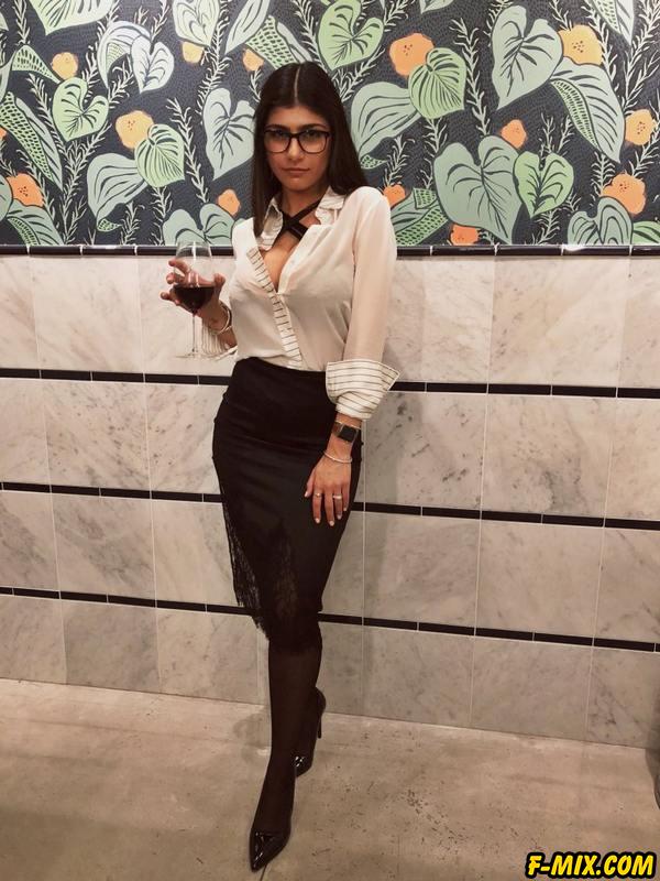 ��� ������ (Mia Khalifa) ������������ ������������ �� ������